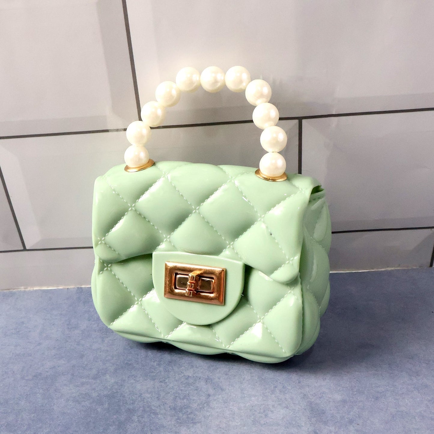 Quilted Mini Handbag – Elegant Pearl Handle & Chain Strap