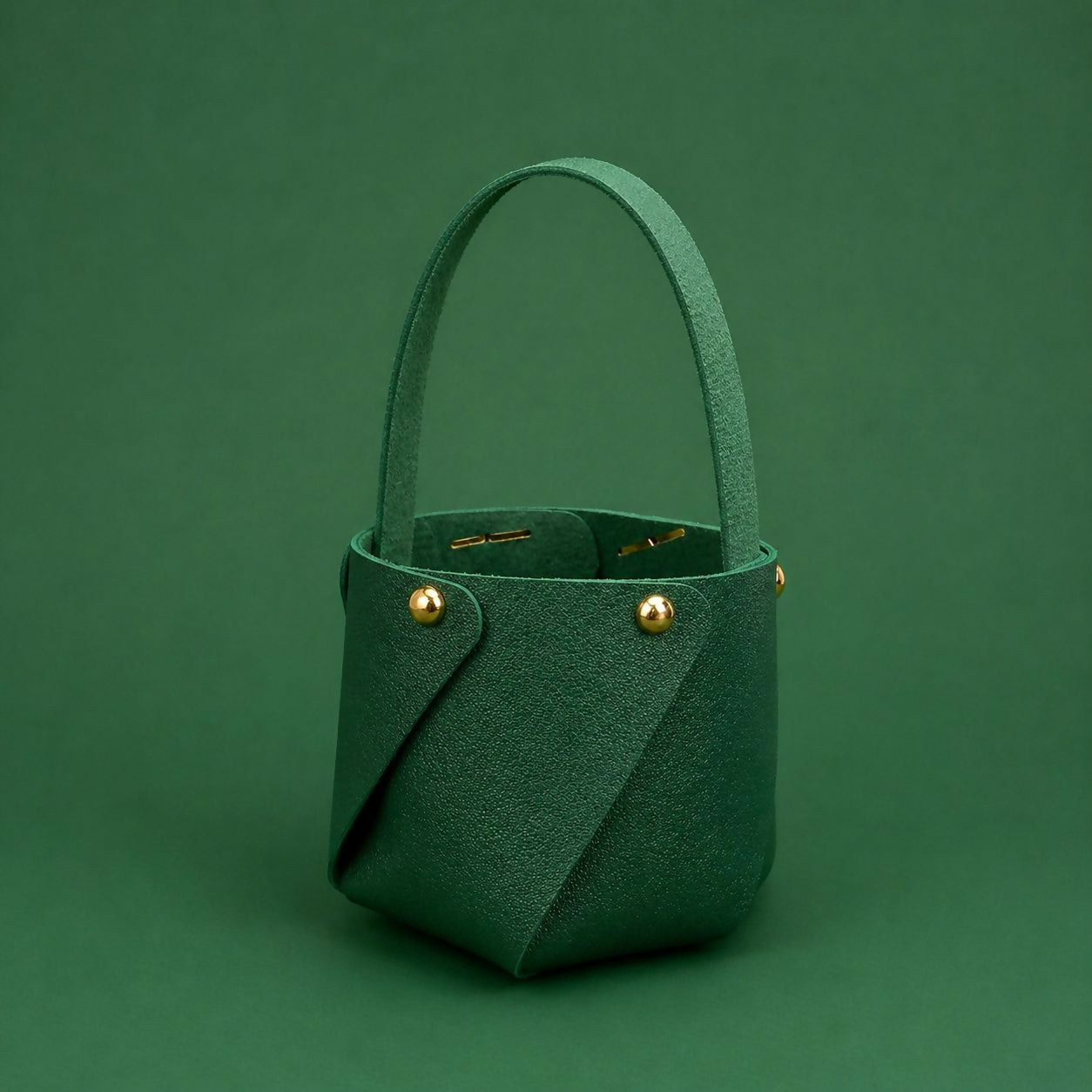 Mini Bucket Handbag – Compact & Stylish for Everyday Use
